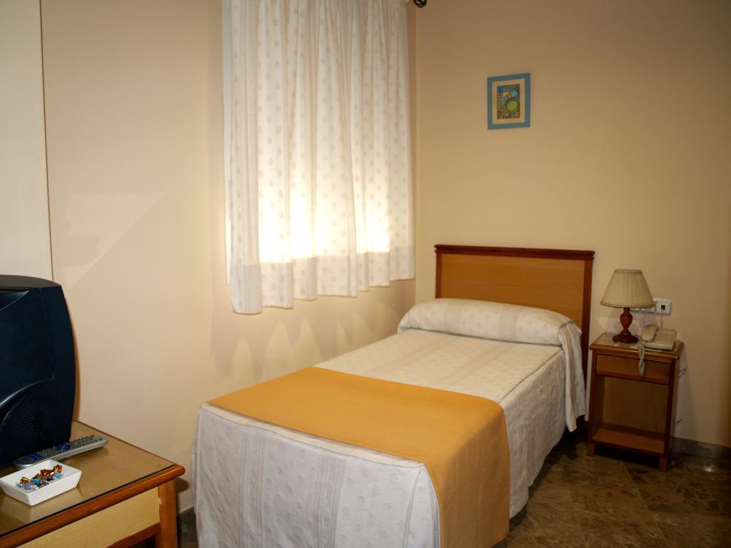 Hotel Al-Yussana Lucena Zewnętrze zdjęcie