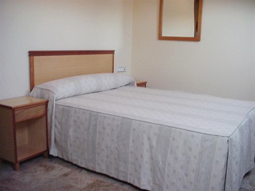 Hotel Al-Yussana Lucena Zewnętrze zdjęcie